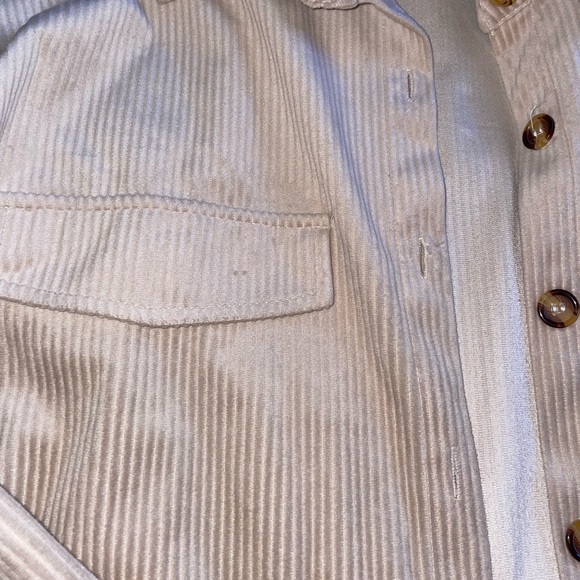 Button Up jacket - Picture 2 of 3